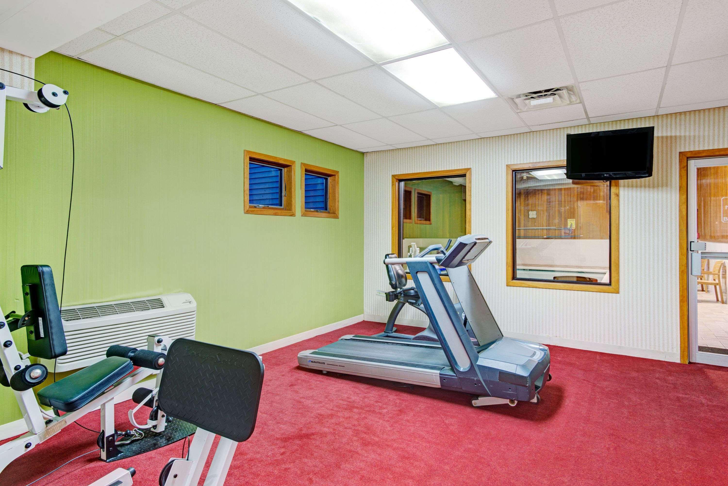 Days Hotel By Wyndham Methuen Ma Conference Center Екстериор снимка